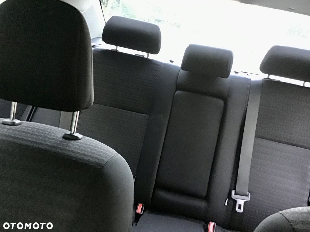 Toyota Corolla 1.6 Terra - 17