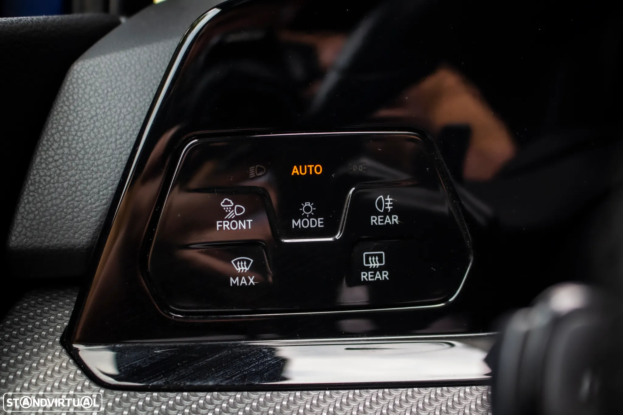 VW Golf 2.0 TSI R DSG - 22