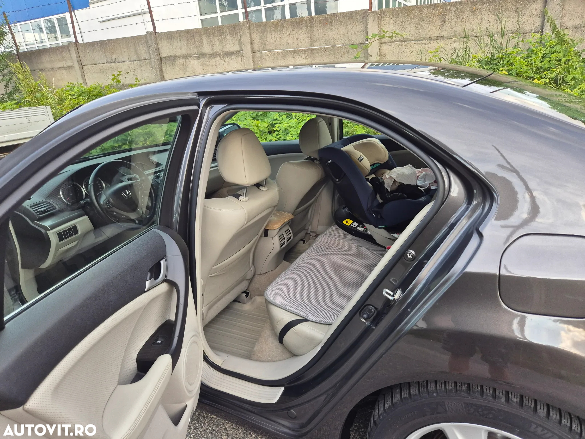Honda Accord 2.0i Executive - 7