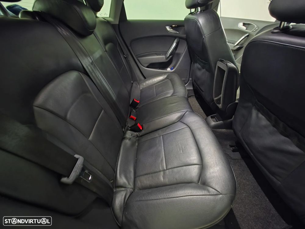 Audi A1 Sportback 1.6 TDI Advance - 10
