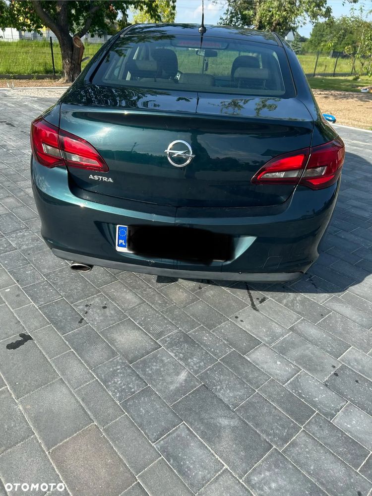 Opel Astra 1.4 T EU6 - 2