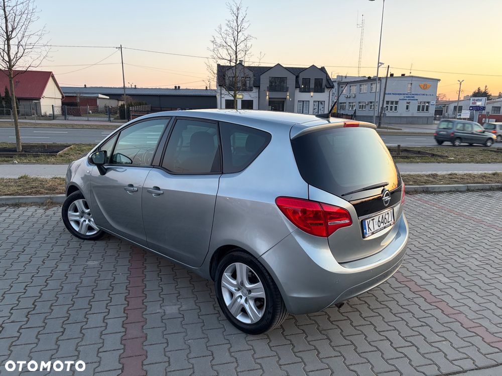 Opel Meriva 1.4 T Essentia - 4