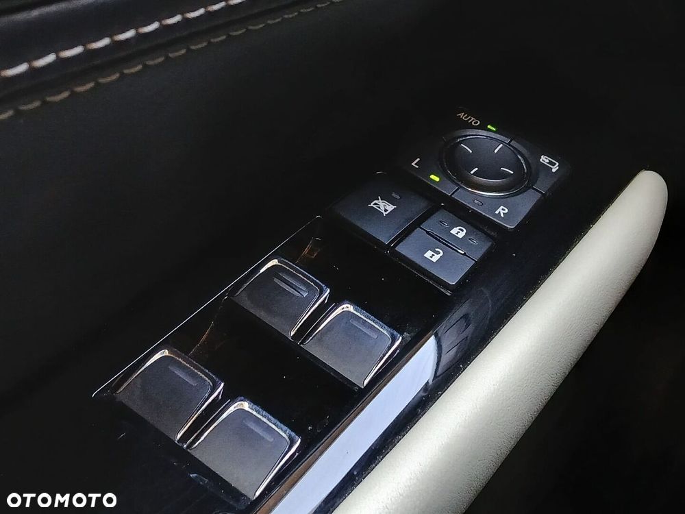 Lexus GS - 37