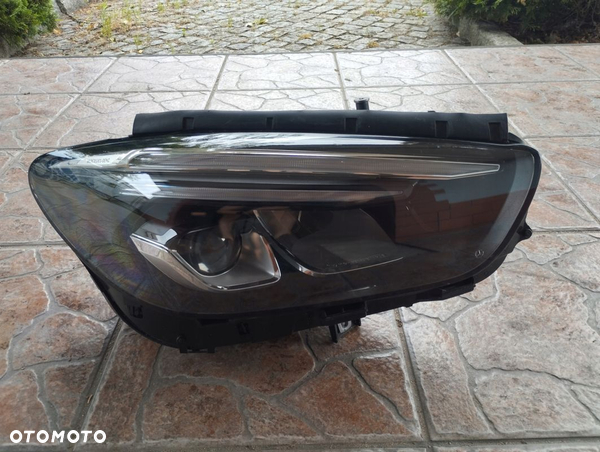Lampa prawa Full LED Mercedes Citan 420 W420 A4209063900