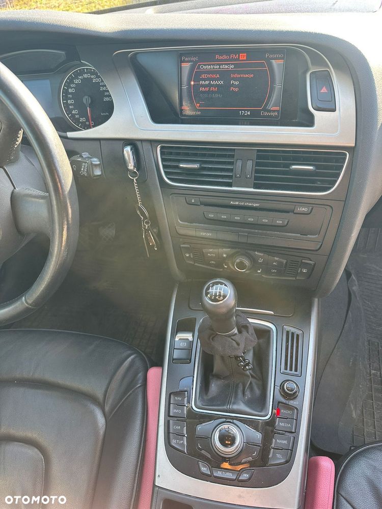 Audi A4 Avant - 4