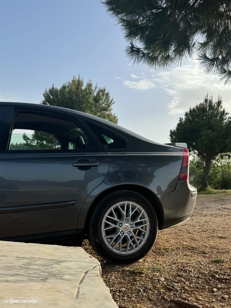 Volvo S40 2.0 D Nível 2 - 6