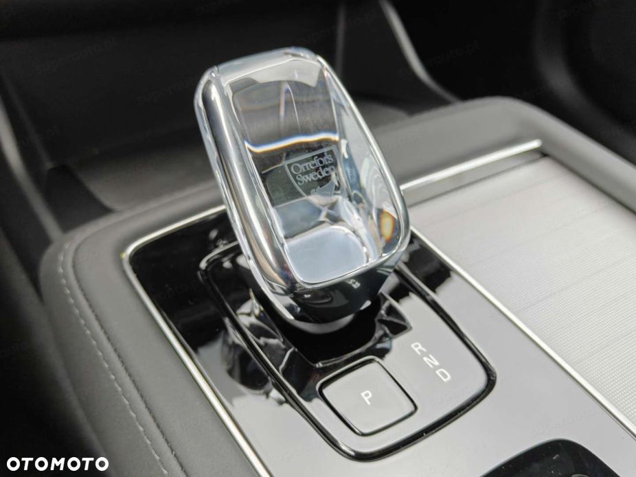 Volvo XC 90 B5 B AWD Ultra Black Edition 7os - 17
