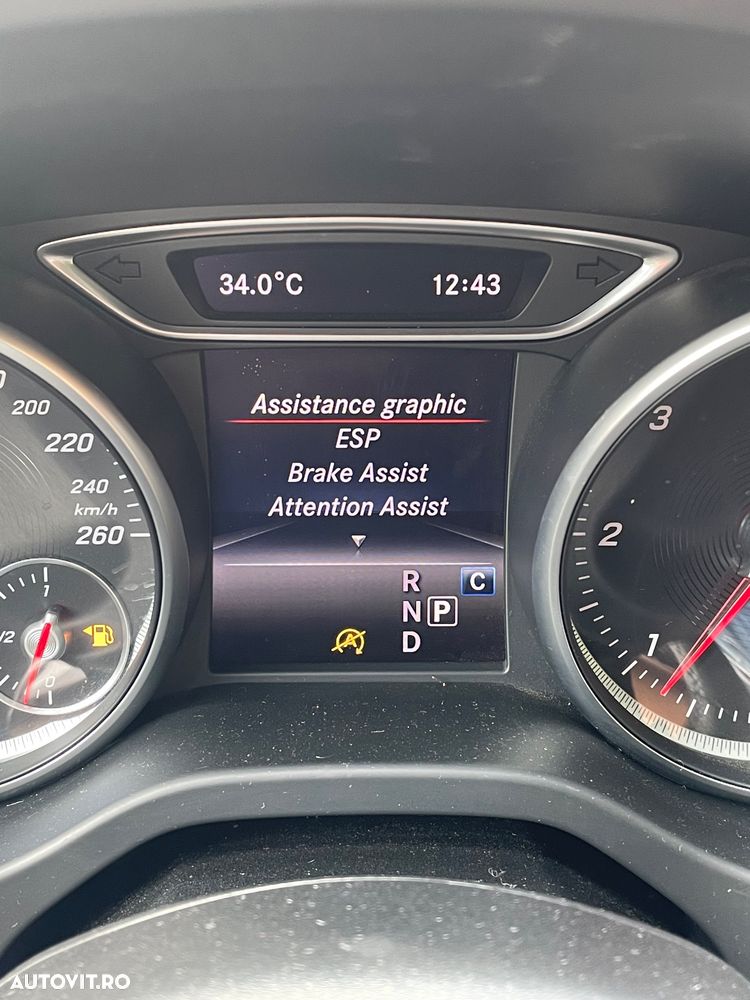 Mercedes-Benz CLA 220 - 8