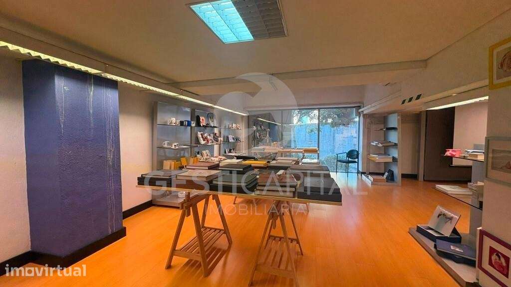 Armazém com 198 m2 na Buraca, Amadora - Grande imagem: 3/9