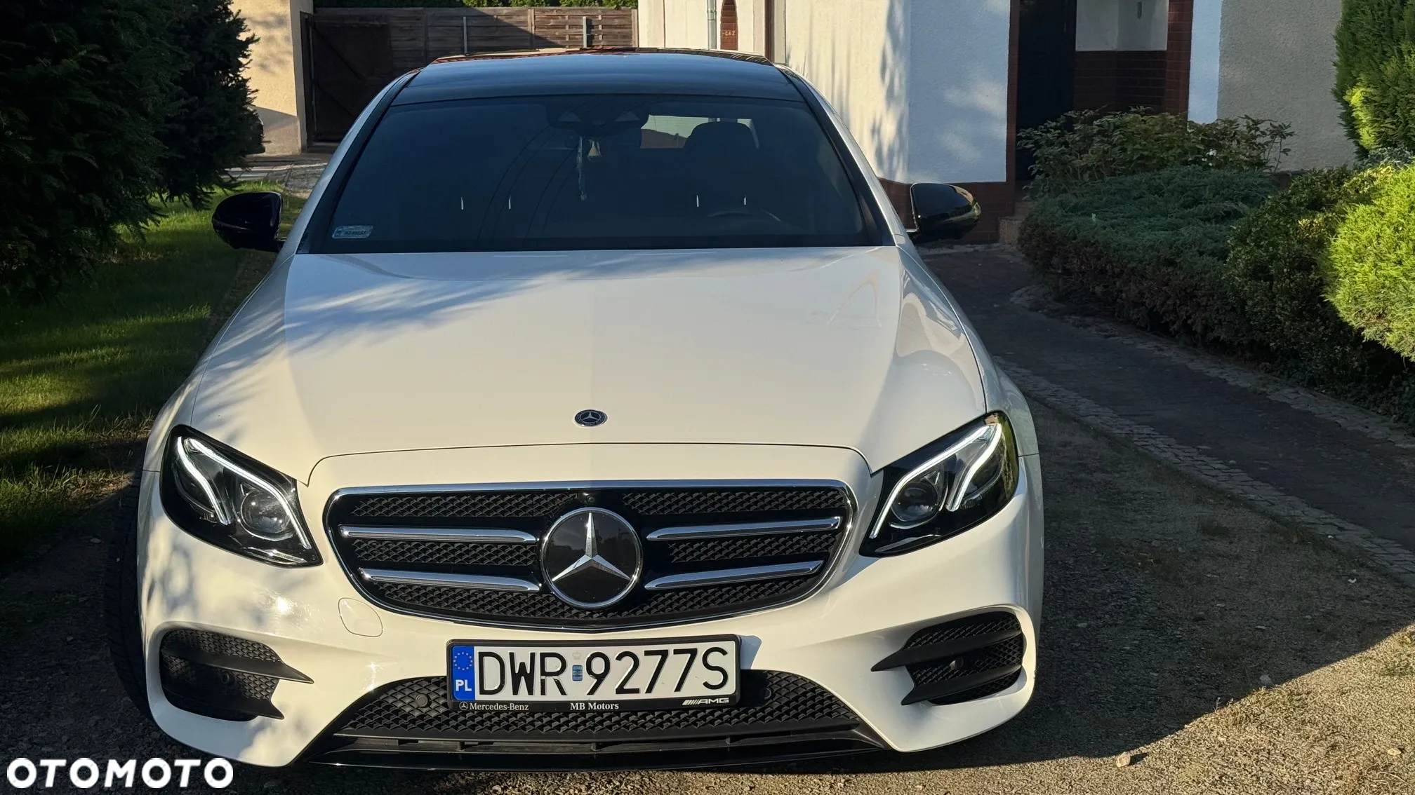 Mercedes-Benz Klasa E 220 d 4-Matic Business Edition 9G-TRONIC - 4