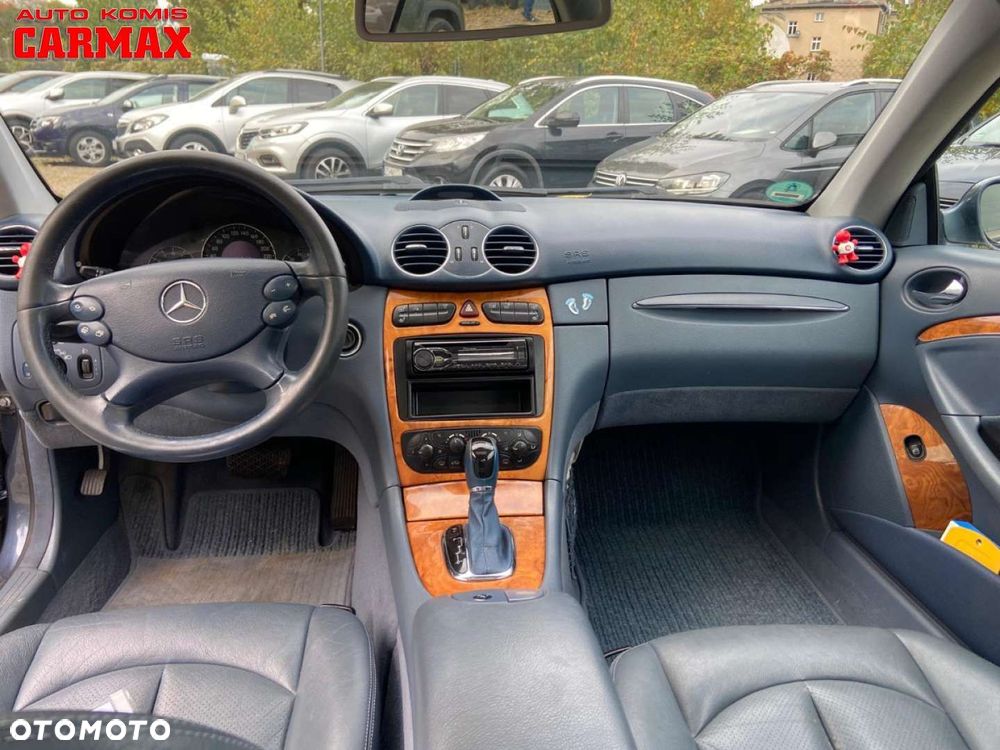 Mercedes-Benz CLK - 22