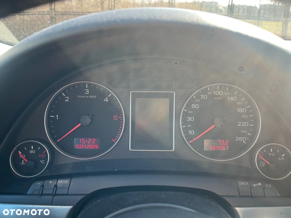 Audi A4 Limousine 2.0 TDI DPF - 5