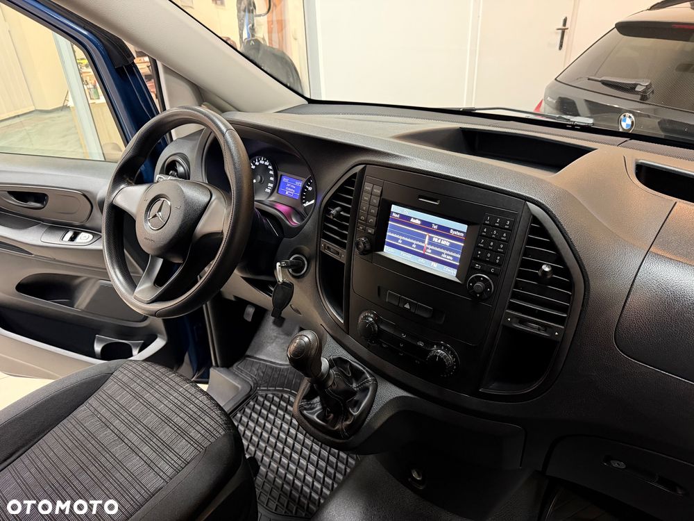 Mercedes-Benz VITO - 31