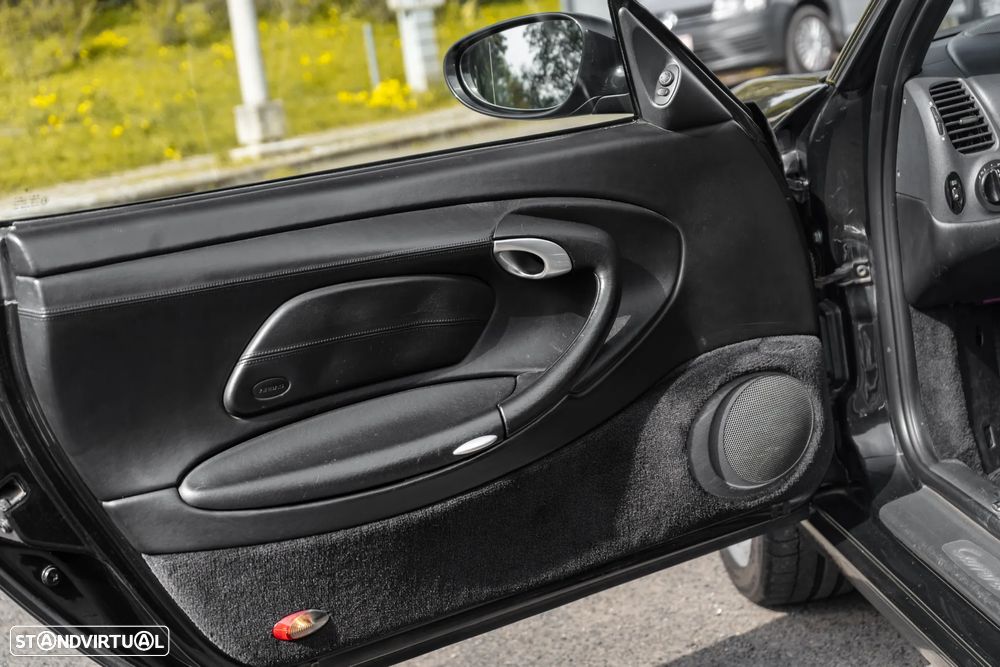 Porsche 911 (996) - 12