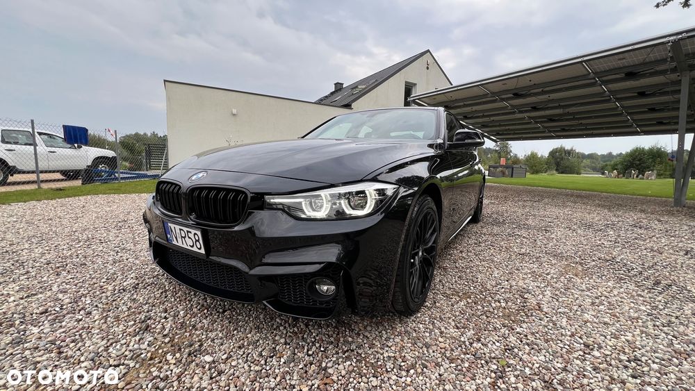 BMW Seria 3 330i Sport Line - 15