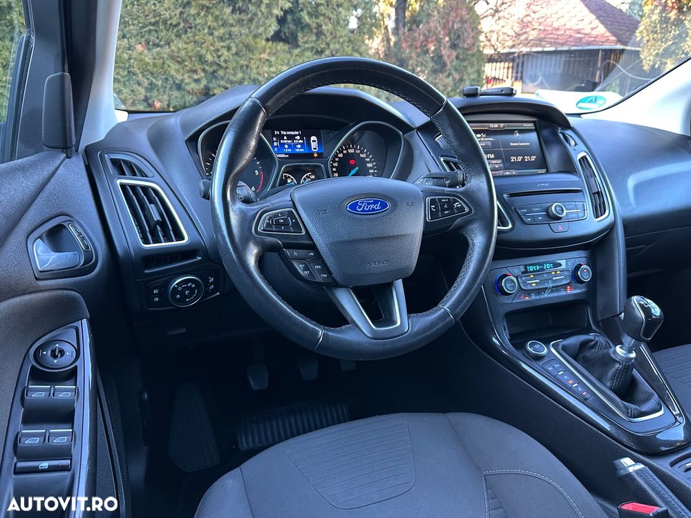 Ford Focus 2.0 TDCi DPF Start-Stopp-System Titanium - 21