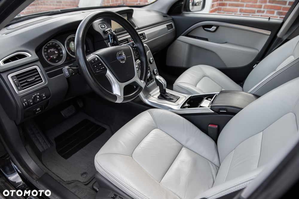 Volvo XC 70 D4 AWD Summum EU6 - 15