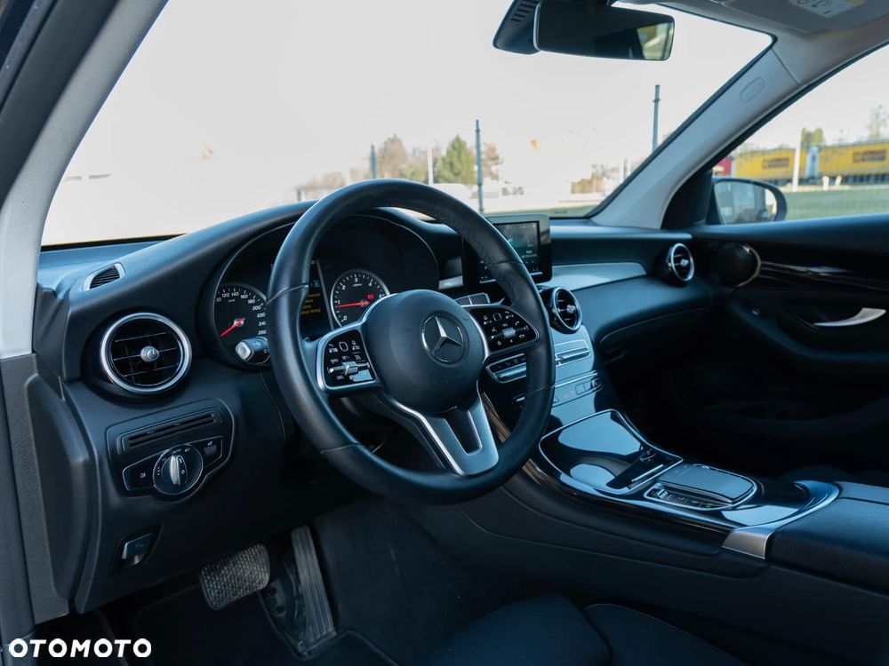 Mercedes-Benz GLC 200 d 4-Matic Business Edition - 17