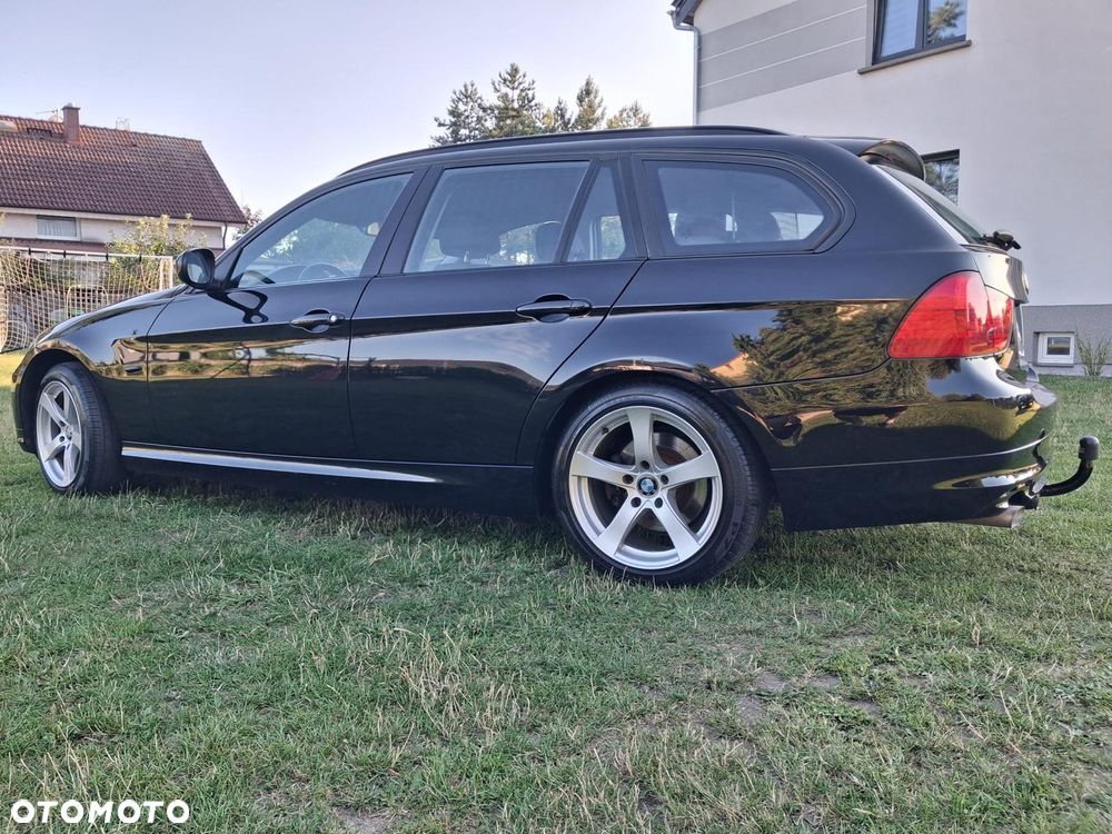 BMW Seria 3 318d - 3
