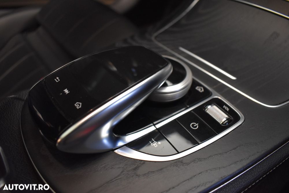 Mercedes-Benz E 200 4Matic 9G-TRONIC AMG Line - 27
