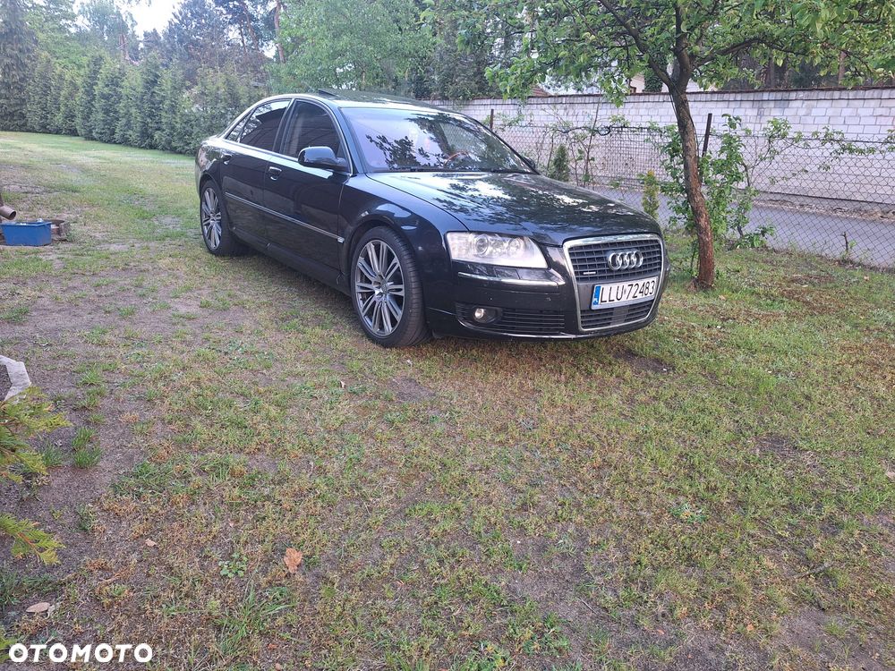 Audi A8 4.2 Quattro - 3