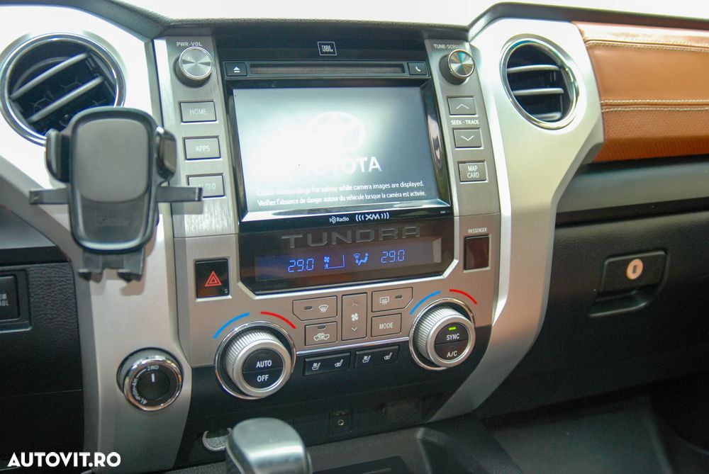 Toyota Tundra - 10