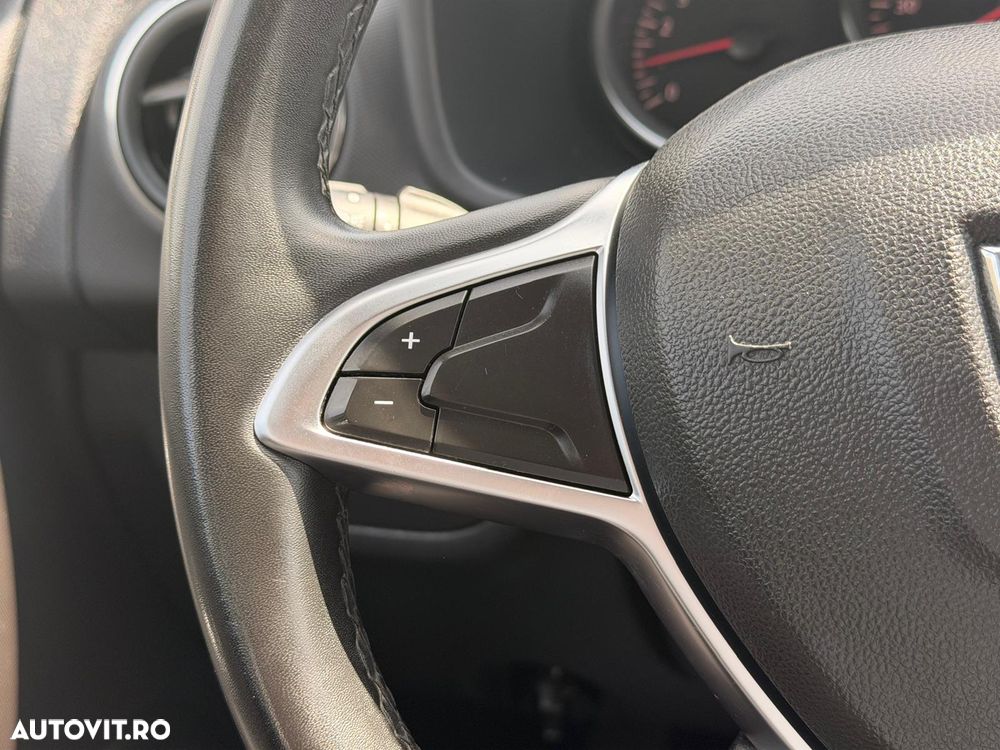 Dacia Logan 0.9 TCe Laureate - 25