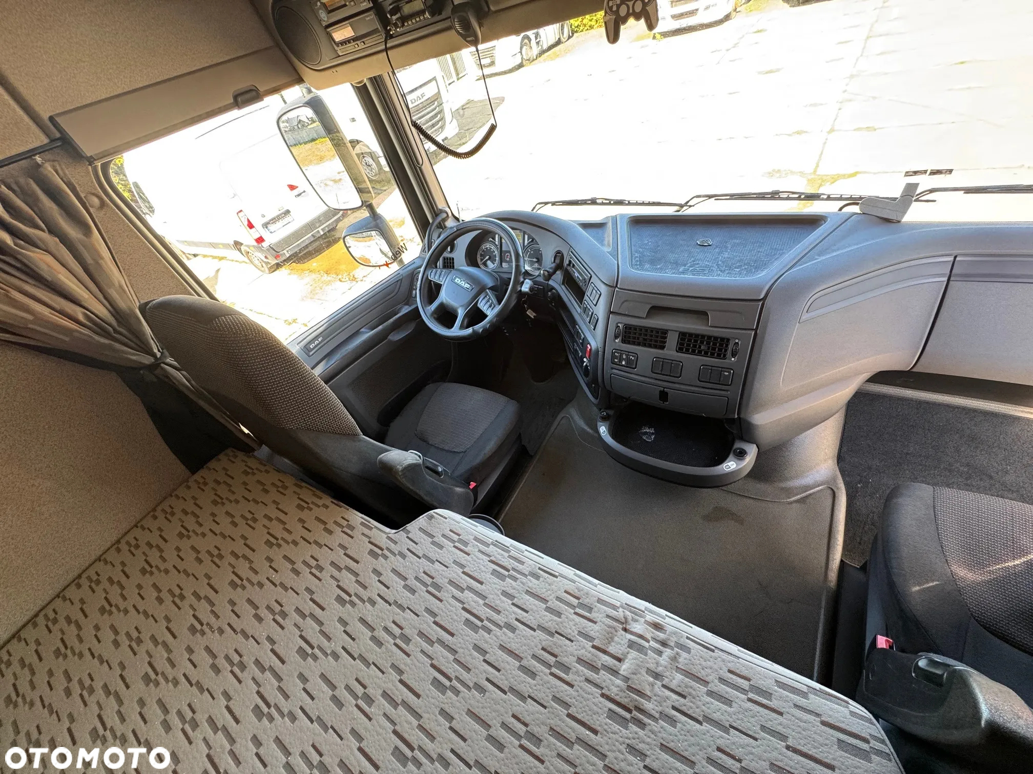 DAF XF 106.460 Space Cab Euro 6 Standard Hydraulika - 11