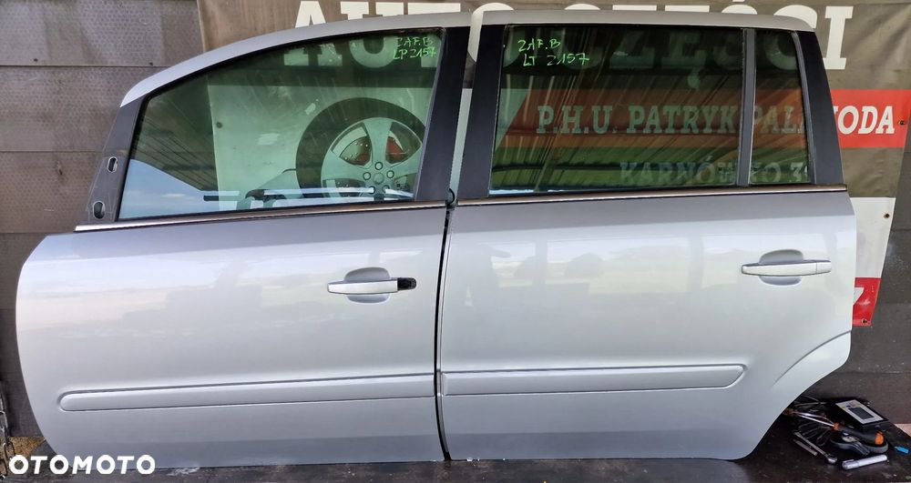 DRZWI LEWE PRZÓD TYŁ OPEL ZAFIRA B Z157 - 1