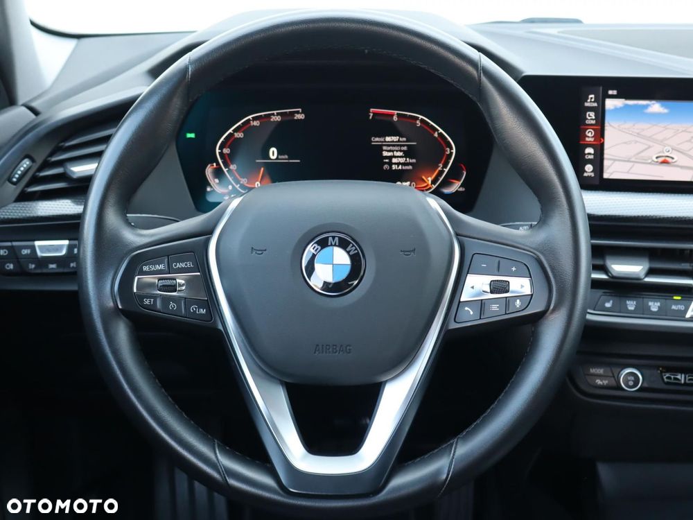 BMW Seria 1 - 12