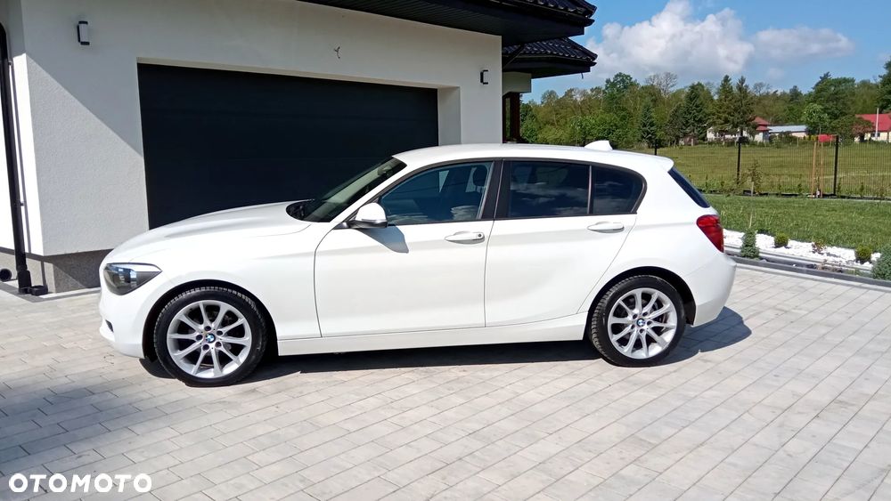 BMW Seria 1 114i - 4