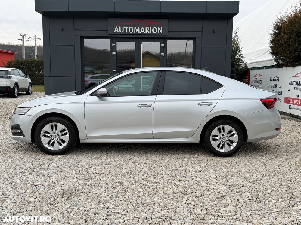 Skoda Octavia 2.0 TDI DSG Style - 3