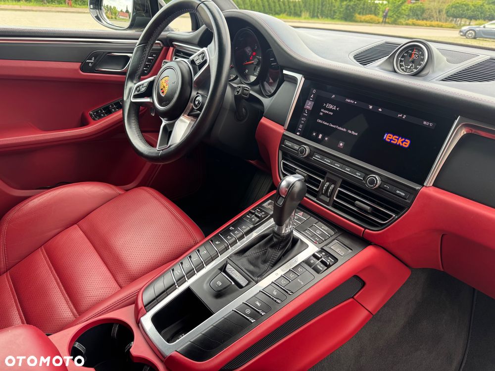 Porsche Macan - 32