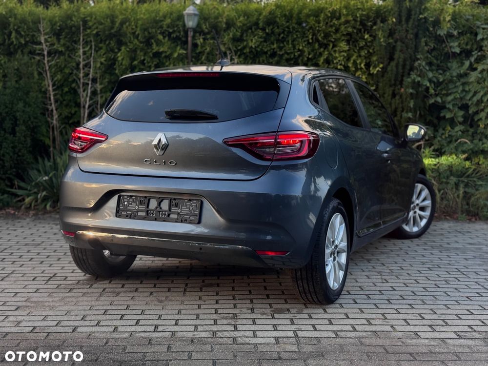 Renault Clio TCe 100 INTENS - 18