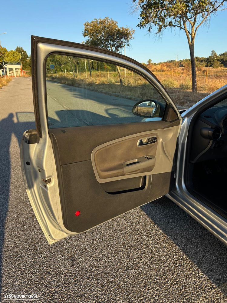 SEAT Ibiza 1.4 TDi Sport DPF - 7