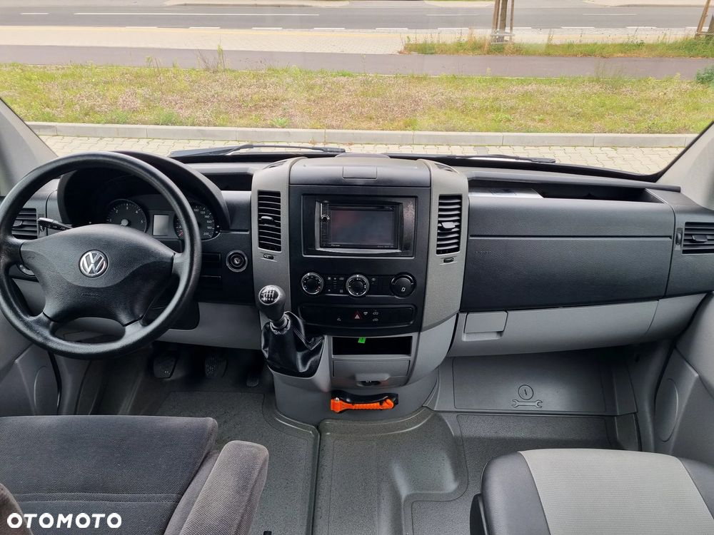 Volkswagen Crafter - 17