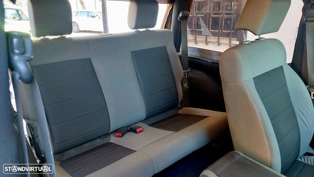 Jeep Wrangler 2.8 CRD DPF Sport - 11