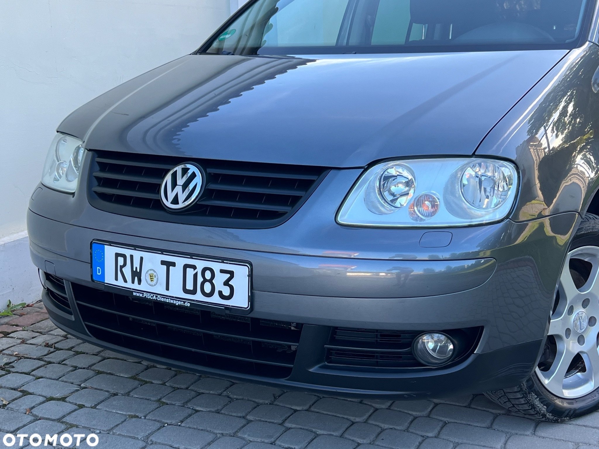 Volkswagen Touran - 5