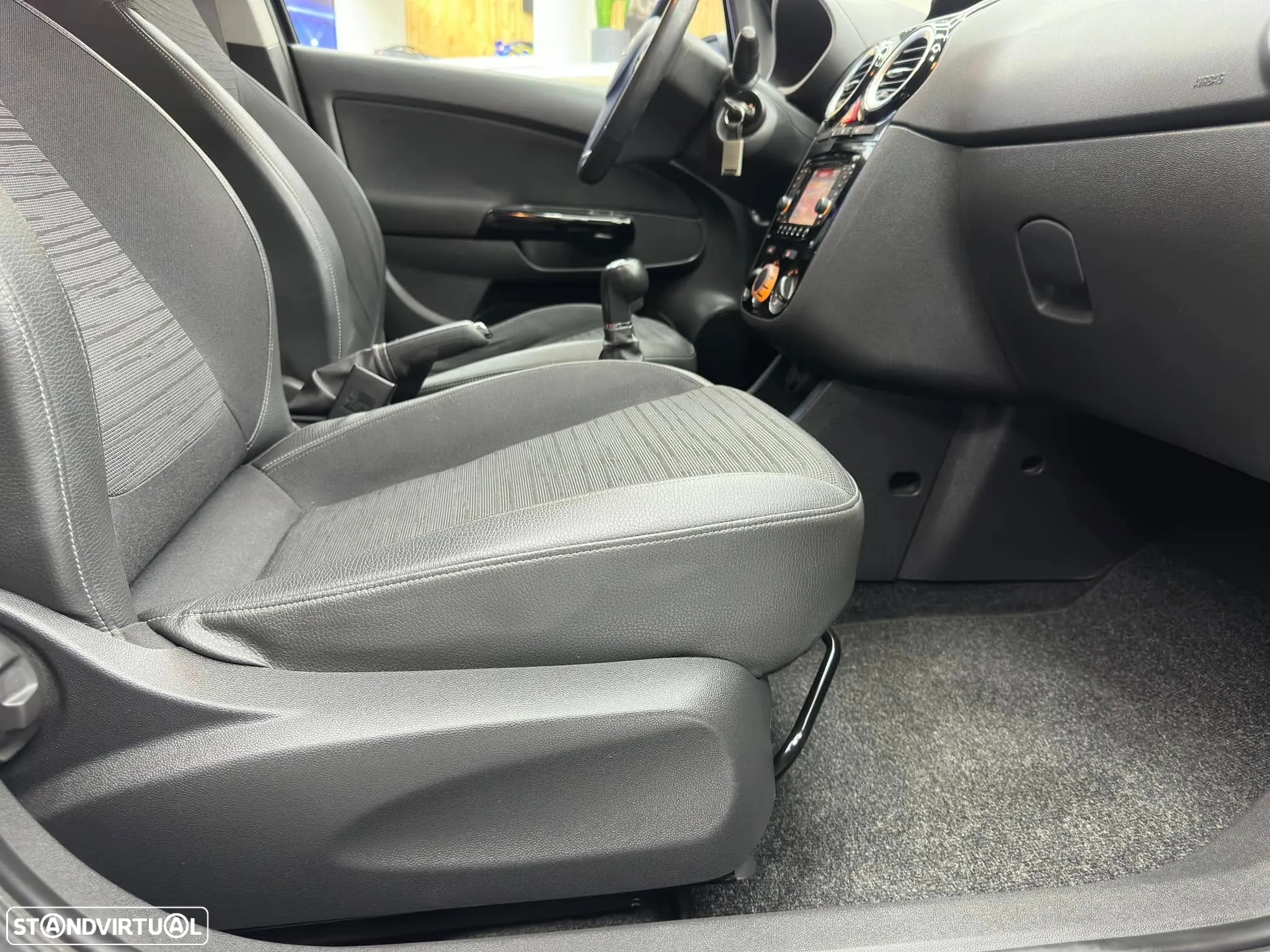 Opel Corsa 1.3 CDTi Business Edition - 52