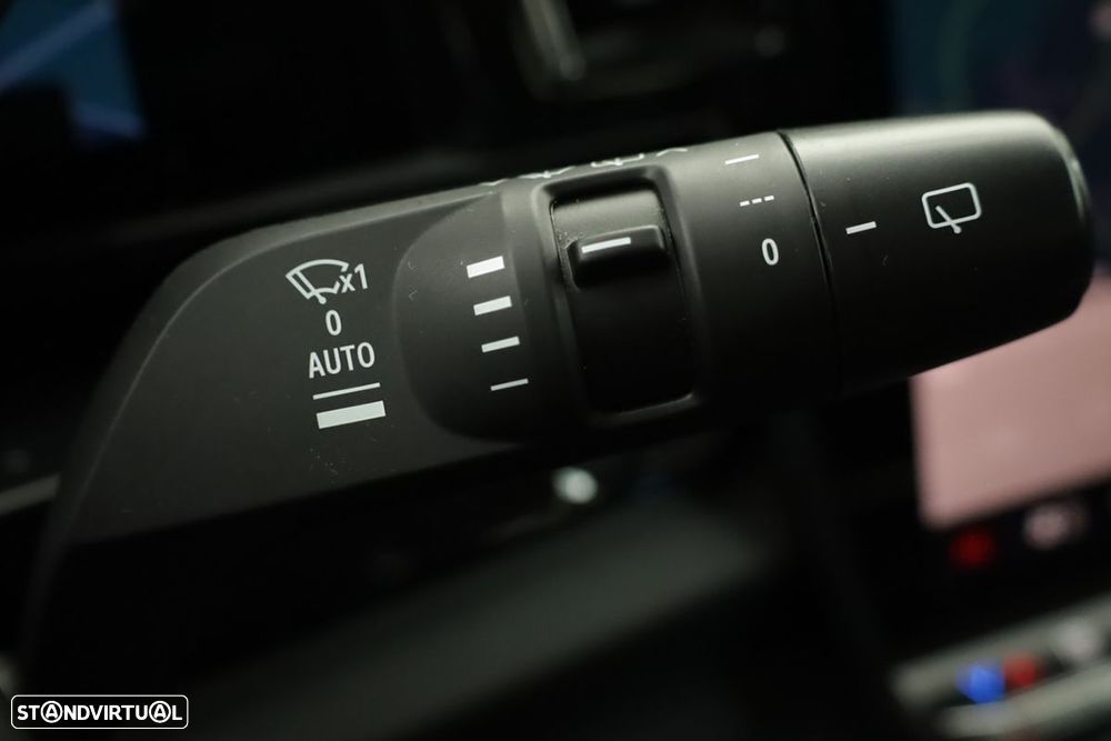 Renault Austral 1.2 E-Tech Iconic - 18