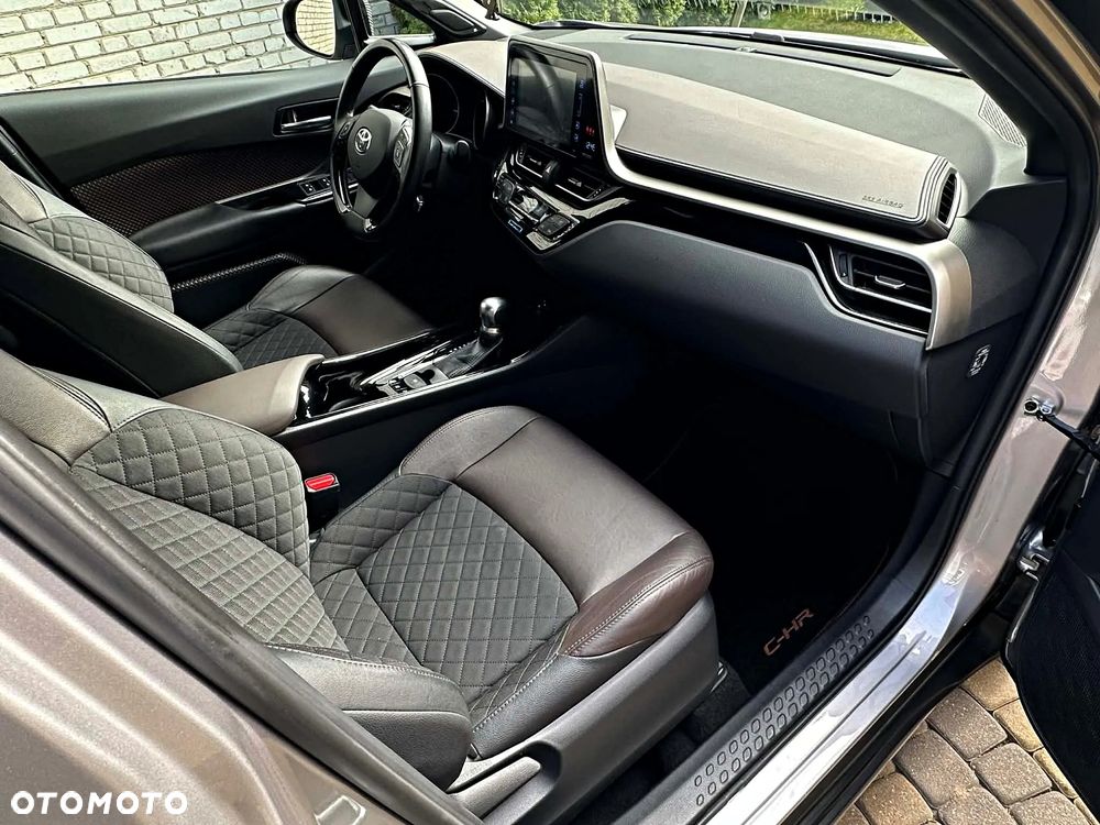 Toyota C-HR 1.8 Hybrid Dynamic - 25