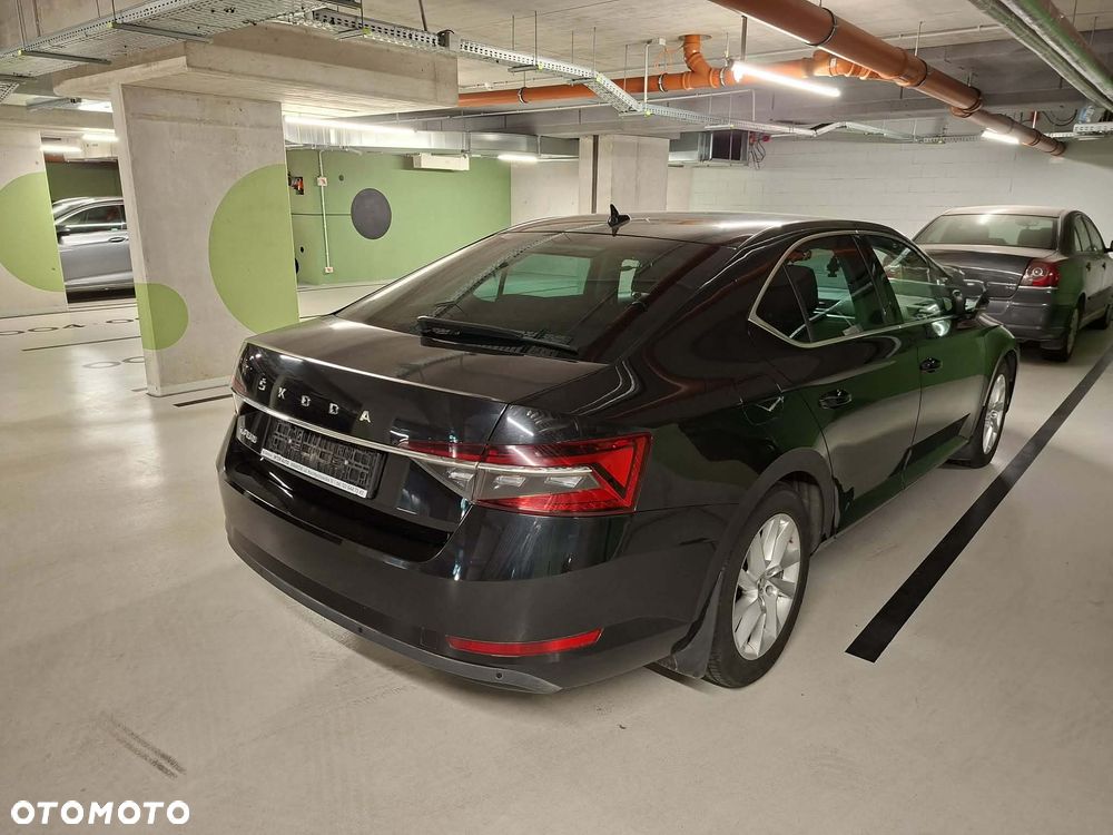 Skoda Superb 2.0 TDI SCR Style - 14