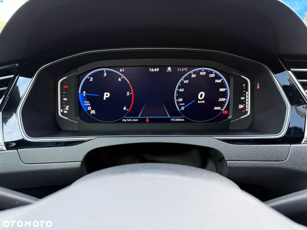 Volkswagen Passat 2.0 TDI SCR DSG Business - 8