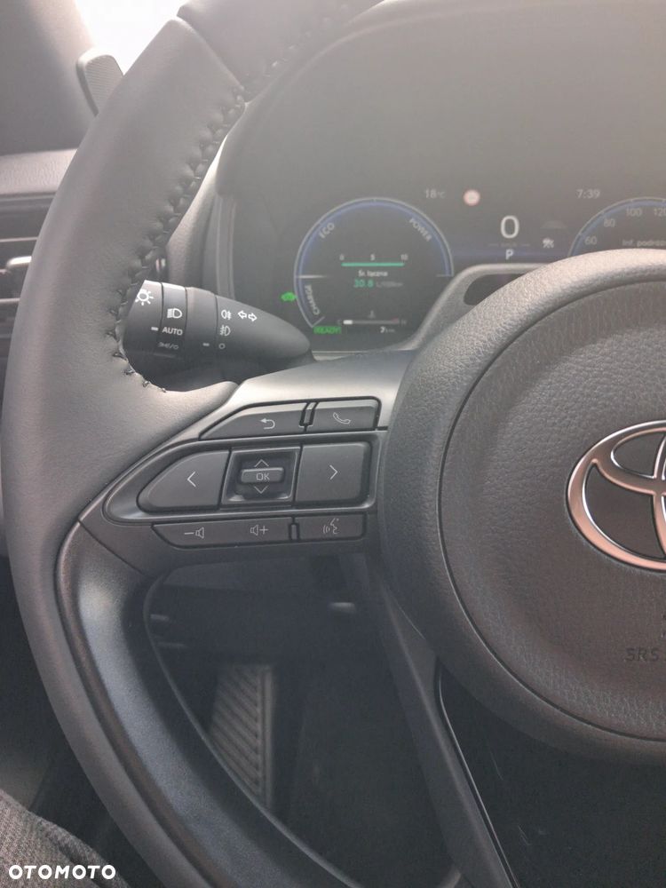 Toyota Yaris Cross Hybrid 1.5 Executive - 20