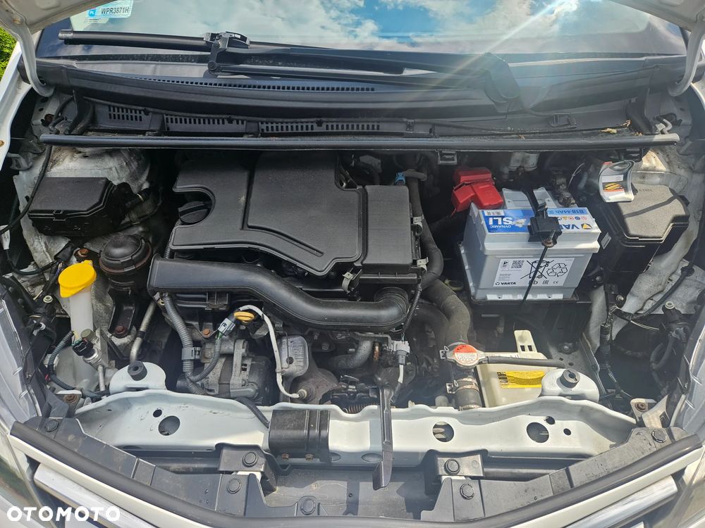 Toyota Yaris 1.0 Active EU6 - 18