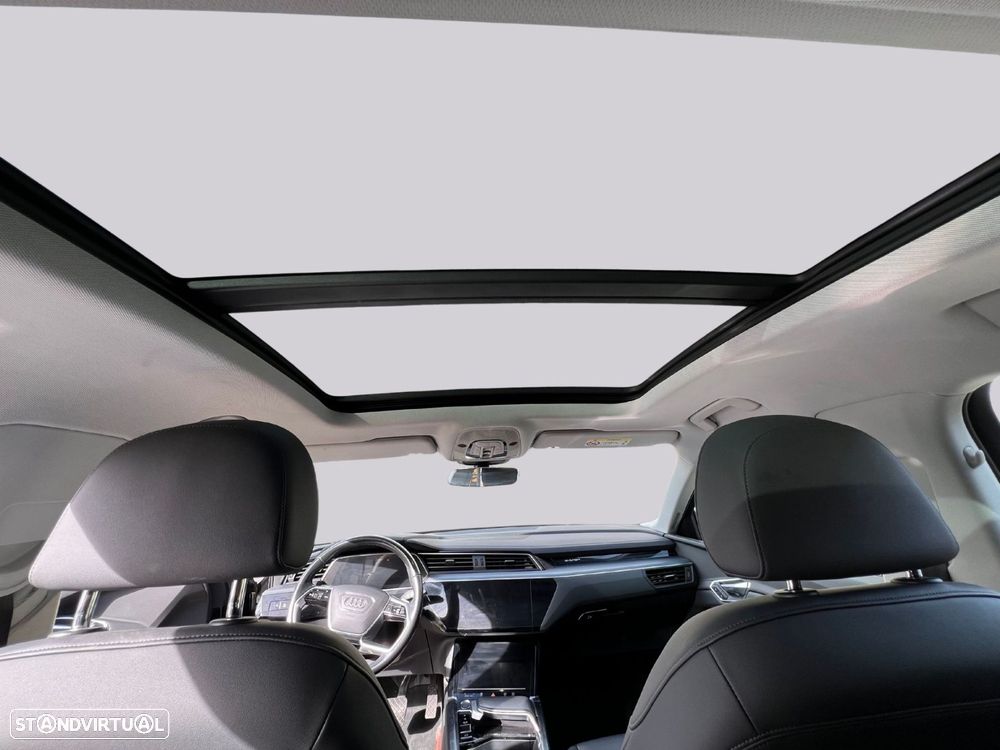 Audi e-tron - 40