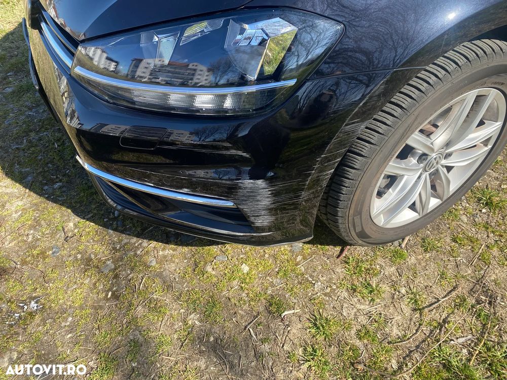 Volkswagen Golf 1.0 TSI DSG Join - 10