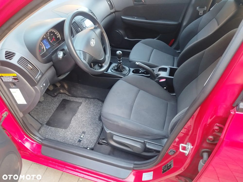 Hyundai i30 1.4 Blue Comfort - 10