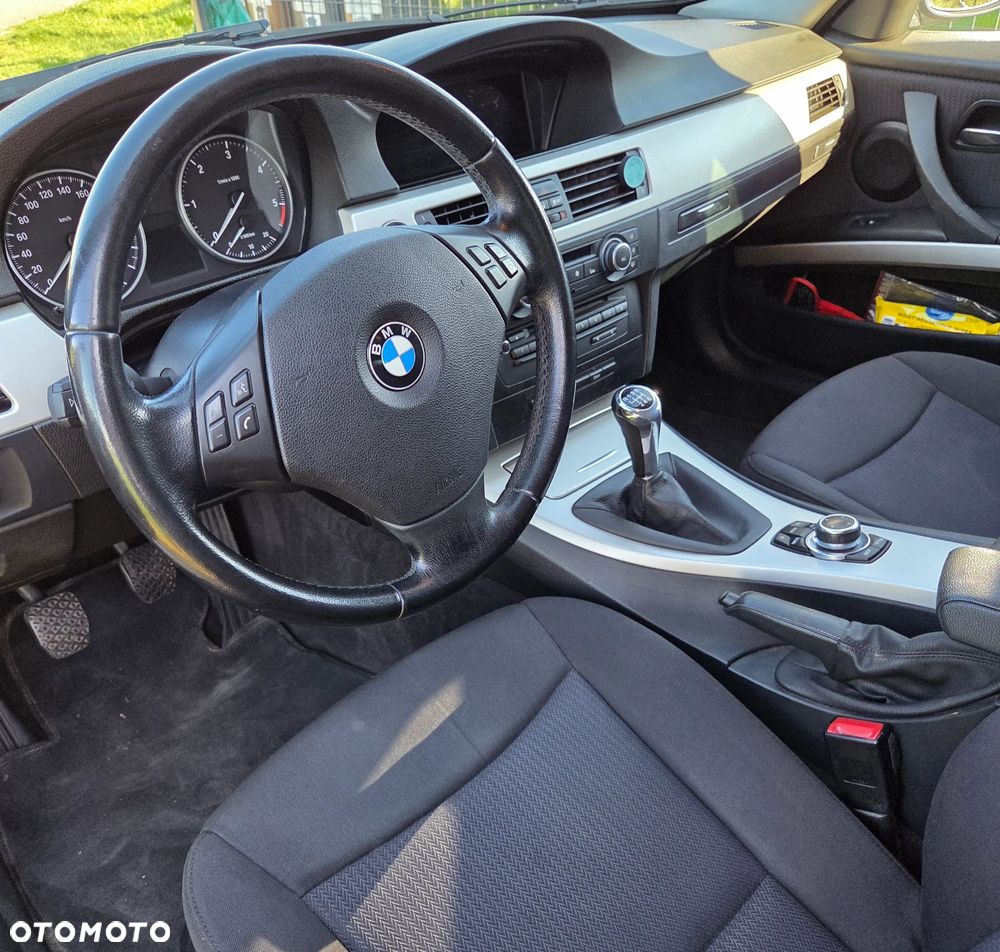 BMW Seria 3 316d - 2
