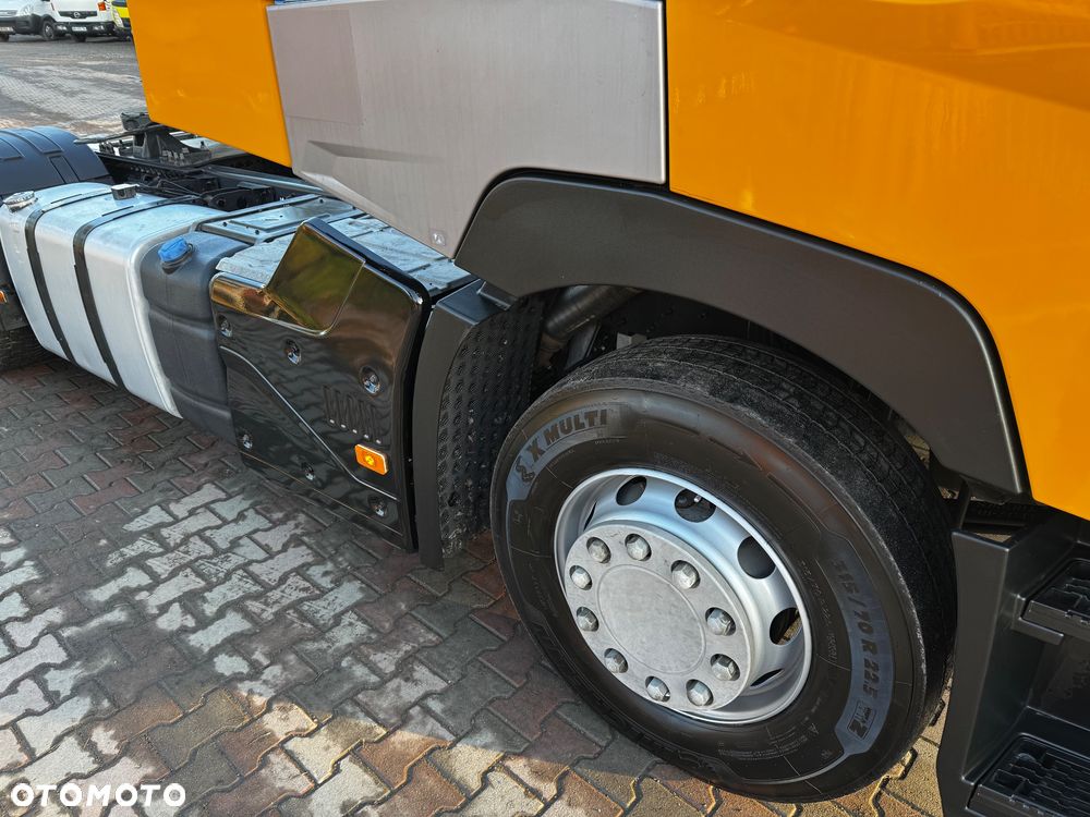 Renault 3xT480 high cab - 6